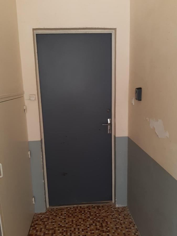 L'Etape De La Tour Apartment Grand-Fougeray Екстериор снимка
